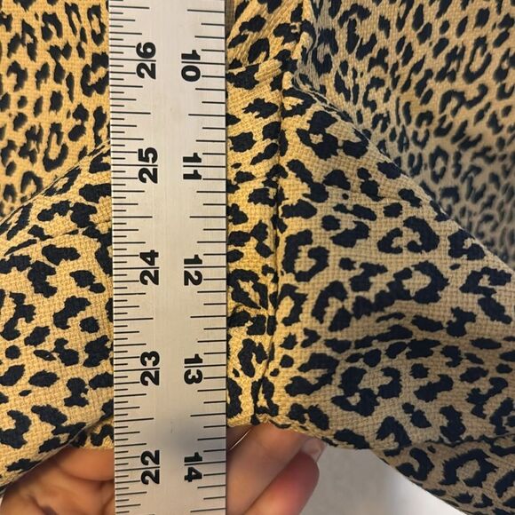 J Crew Leopard Basketweave Shorts Womens Size 4 - Picture 8 of 9